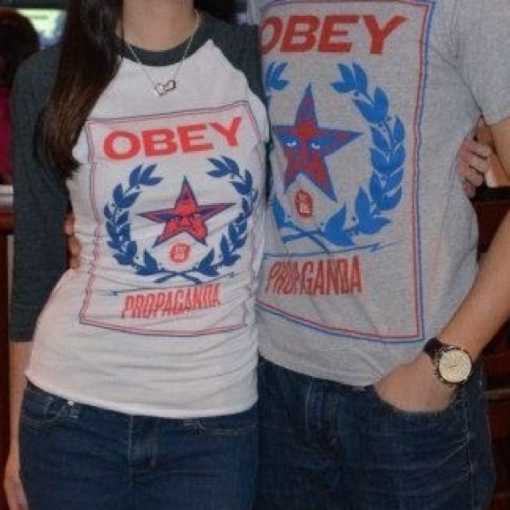 Retro OBEY Brand Designer Wolf Raglan T-shirt - Picture 6 of 6